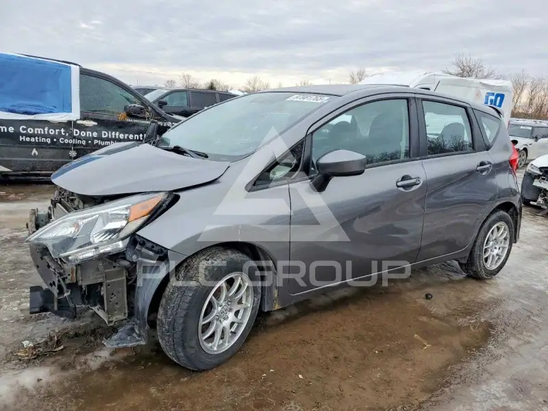2019 Nissan VERSA фото