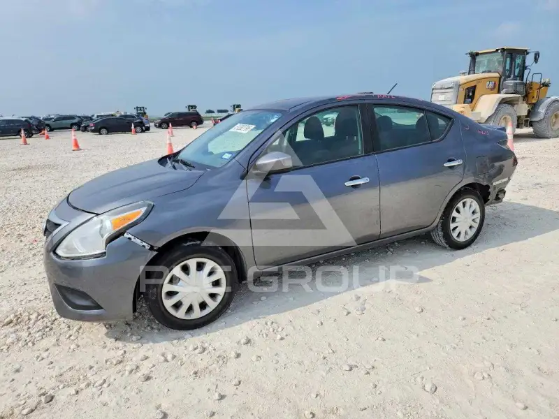 2019 Nissan VERSA фото