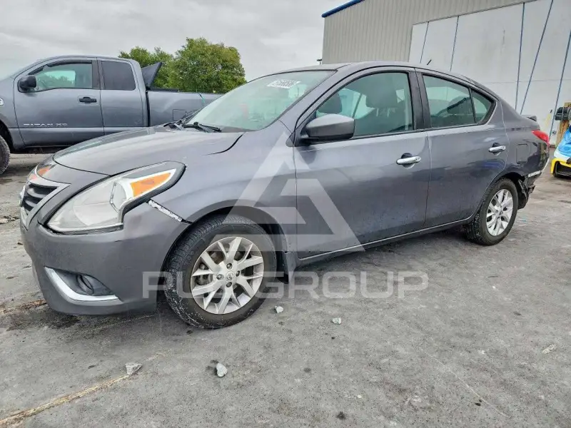 2019 Nissan VERSA photo