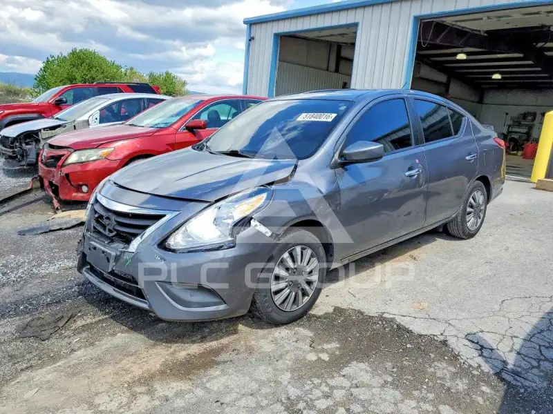 2019 Nissan VERSA фото
