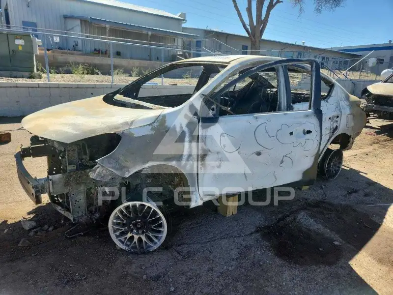2019 Nissan VERSA фото
