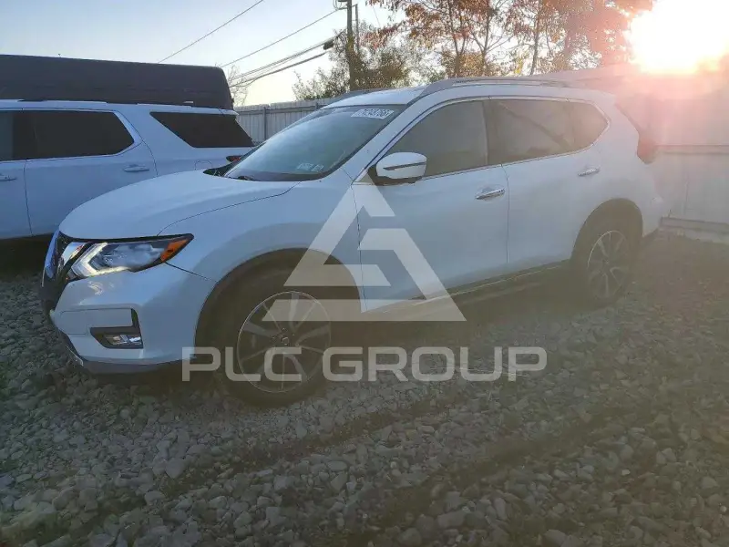 2019 Nissan ROGUE photo