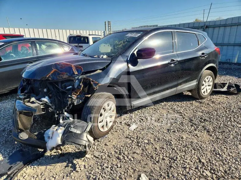 2019 Nissan ROGUE photo