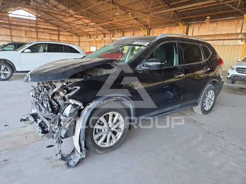 2019 Nissan ROGUE photo