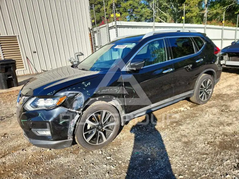 2019 Nissan ROGUE photo