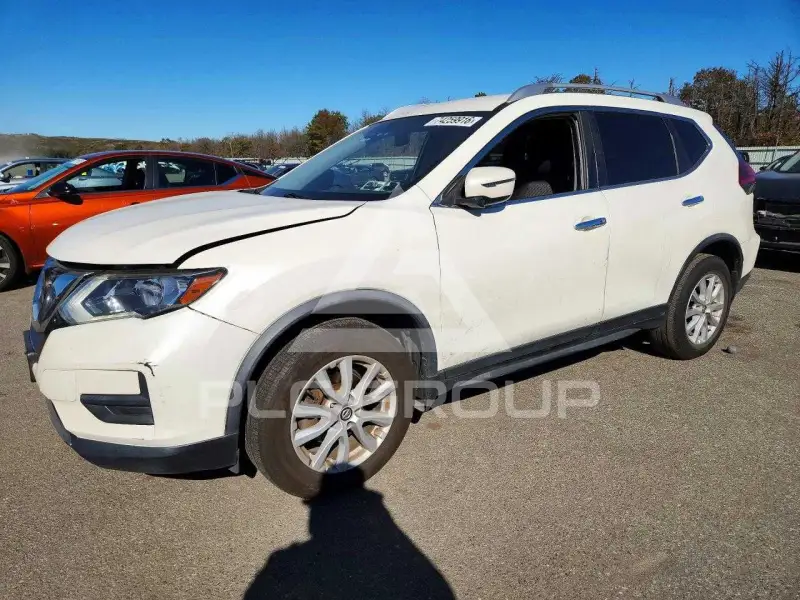 2019 Nissan ROGUE photo