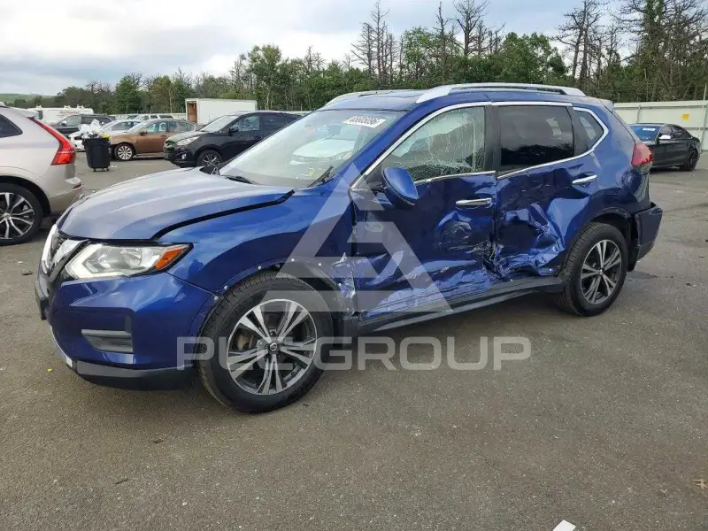 2019 Nissan ROGUE photo