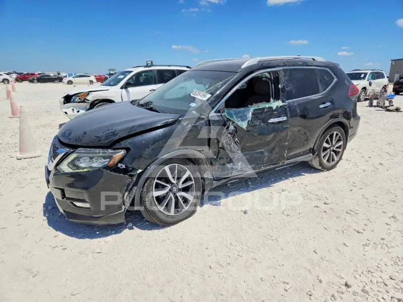 2019 Nissan ROGUE photo