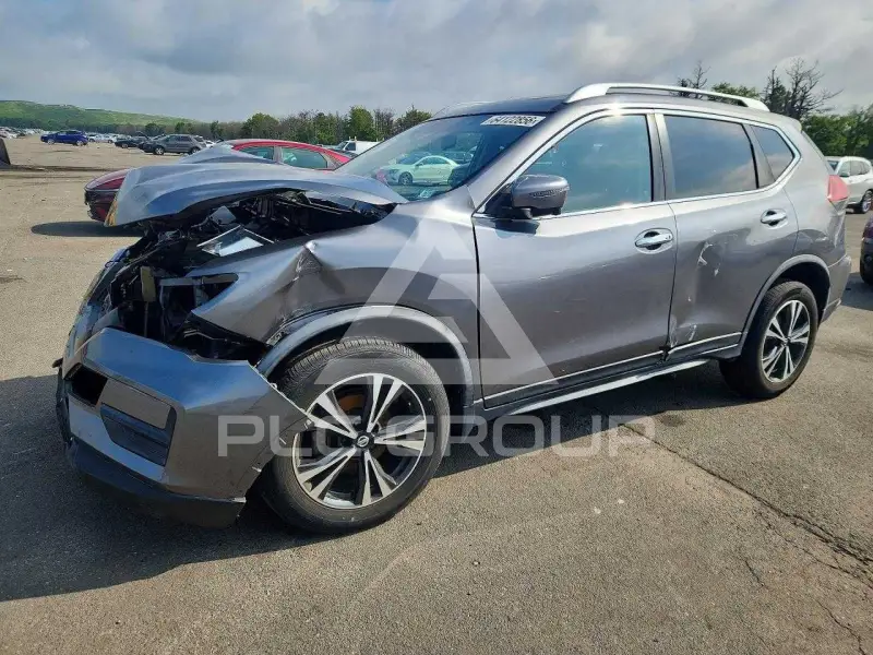 2019 Nissan ROGUE photo