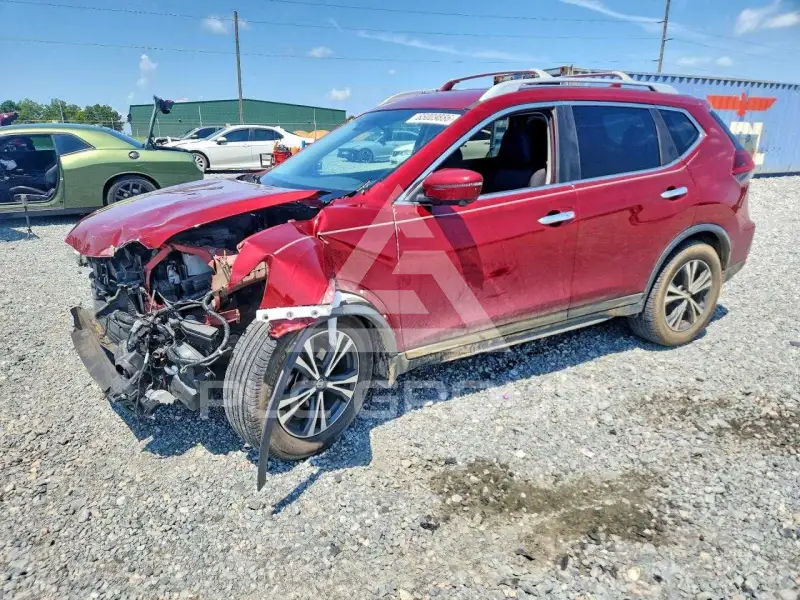 2019 Nissan ROGUE photo