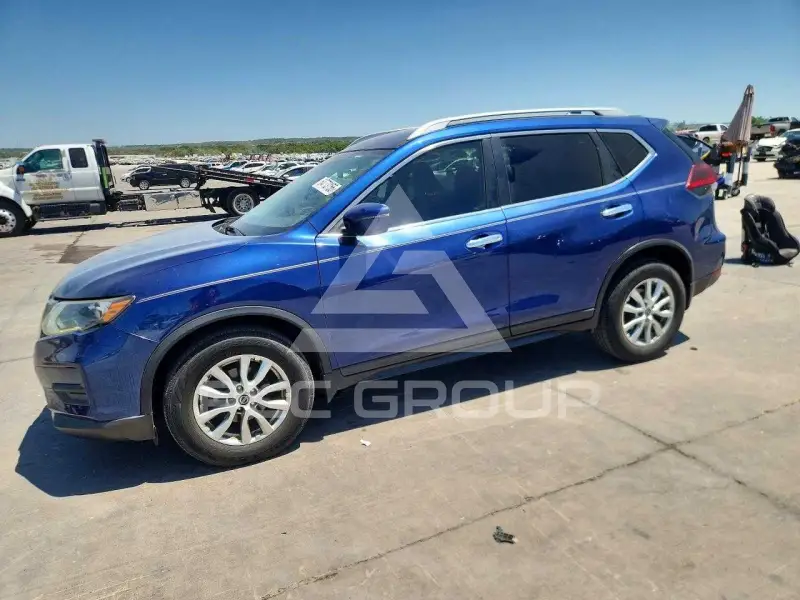 2019 Nissan ROGUE photo