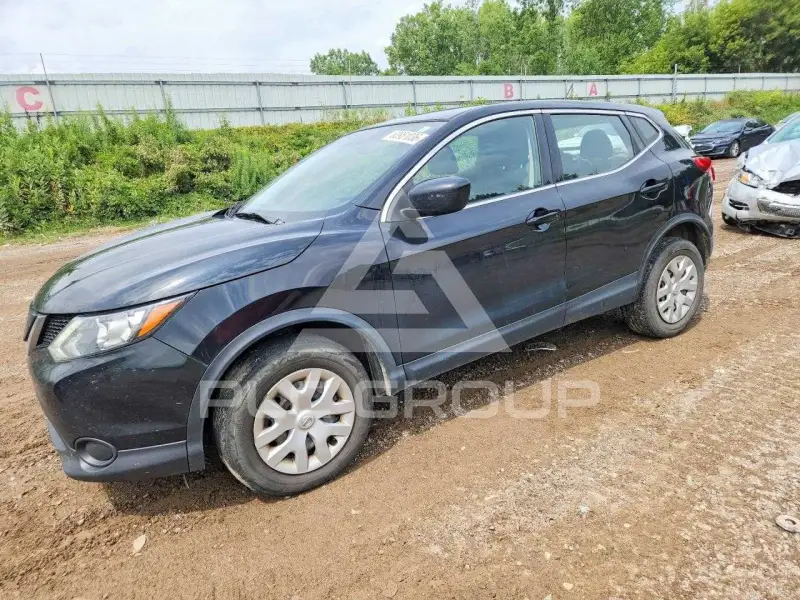2019 Nissan ROGUE photo