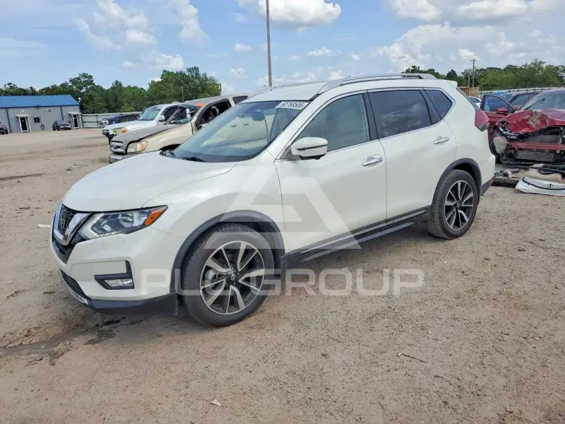2019 Nissan ROGUE photo