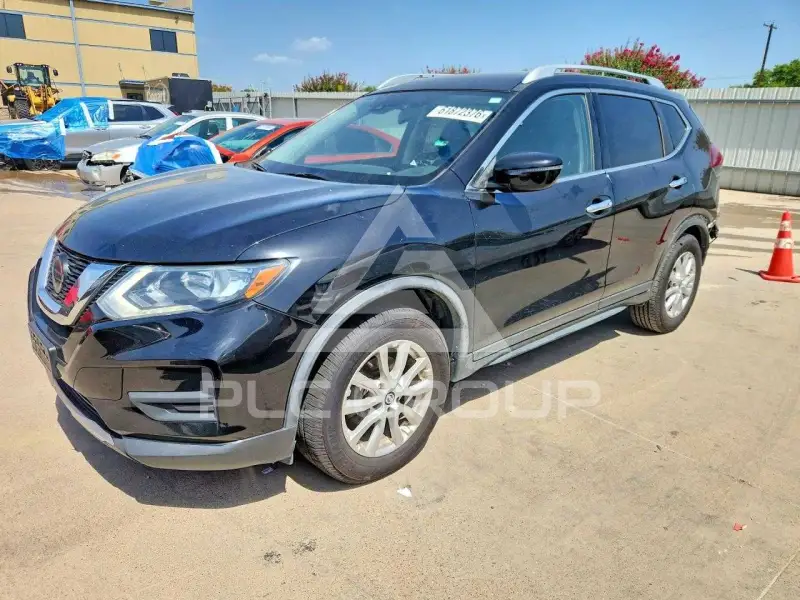 2019 Nissan ROGUE photo