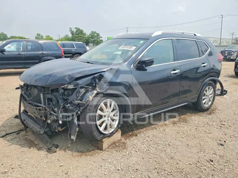 2019 Nissan ROGUE photo