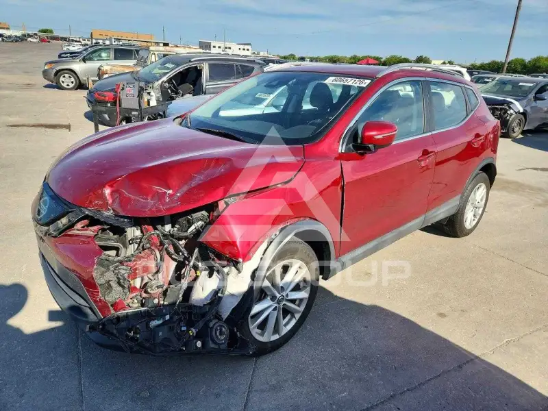 2019 Nissan ROGUE photo