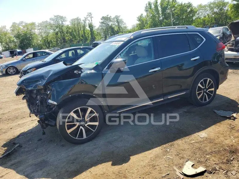 2019 Nissan ROGUE photo