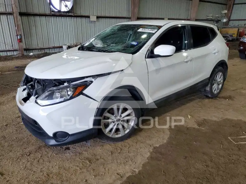 2019 Nissan ROGUE photo