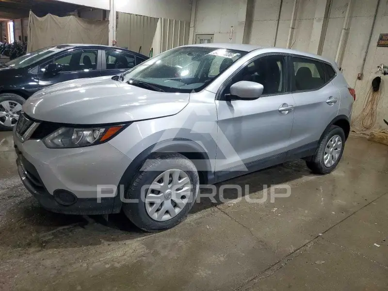 2019 Nissan ROGUE photo