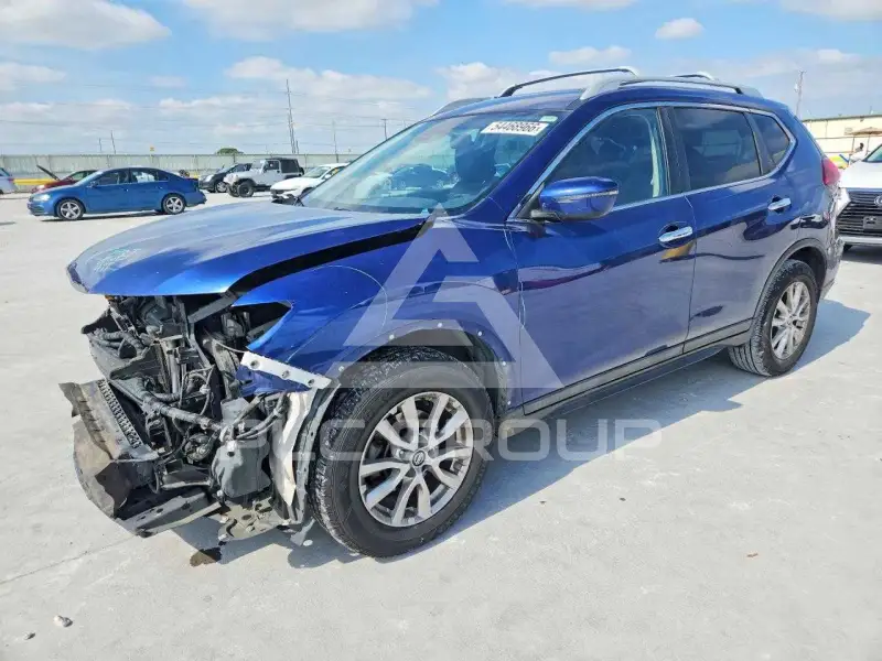 2019 Nissan ROGUE photo