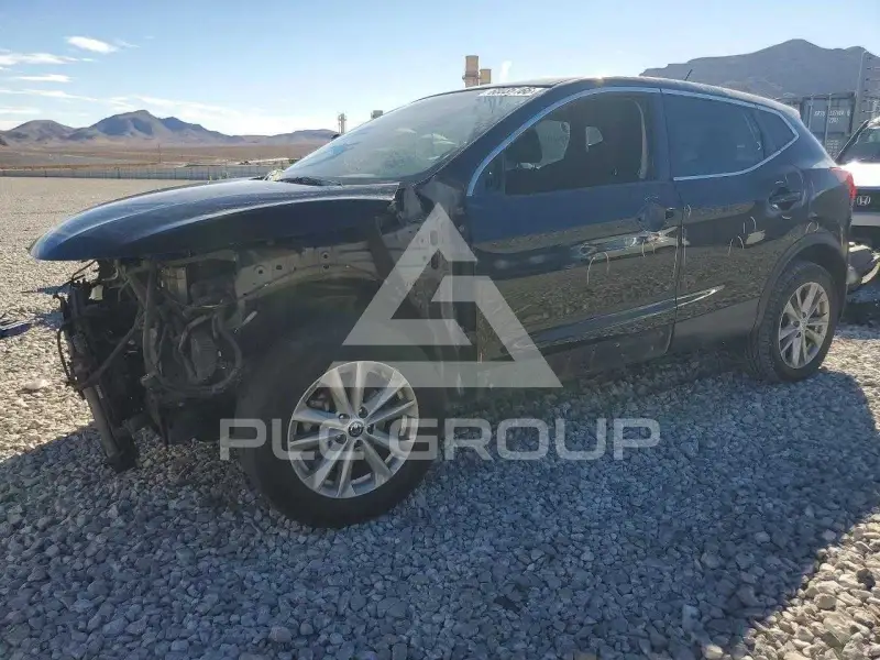 2019 Nissan ROGUE photo