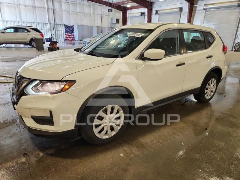 2019 Nissan ROGUE photo