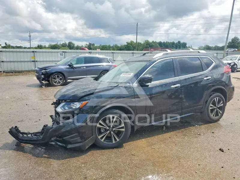 2019 Nissan ROGUE photo