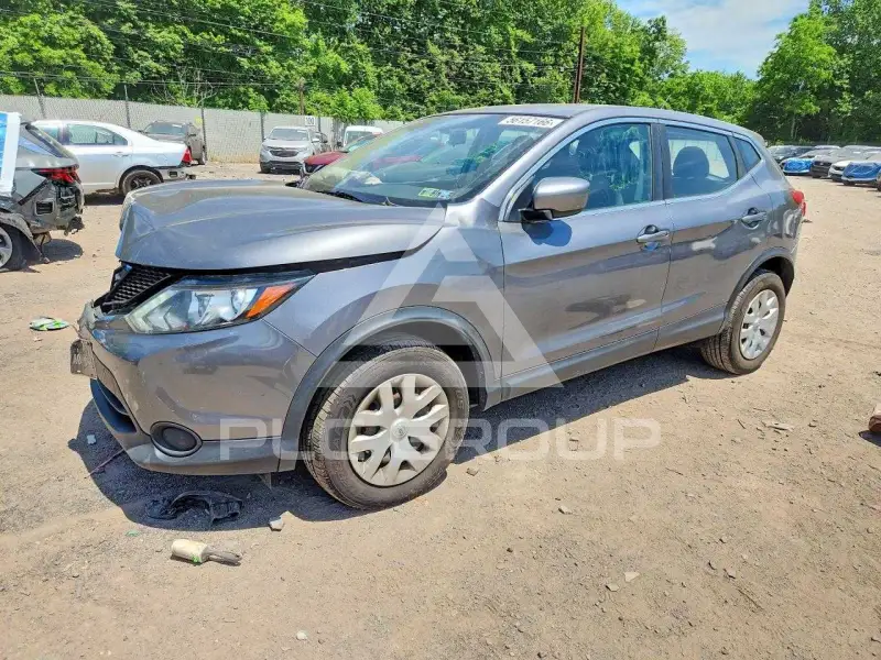 2019 Nissan ROGUE photo
