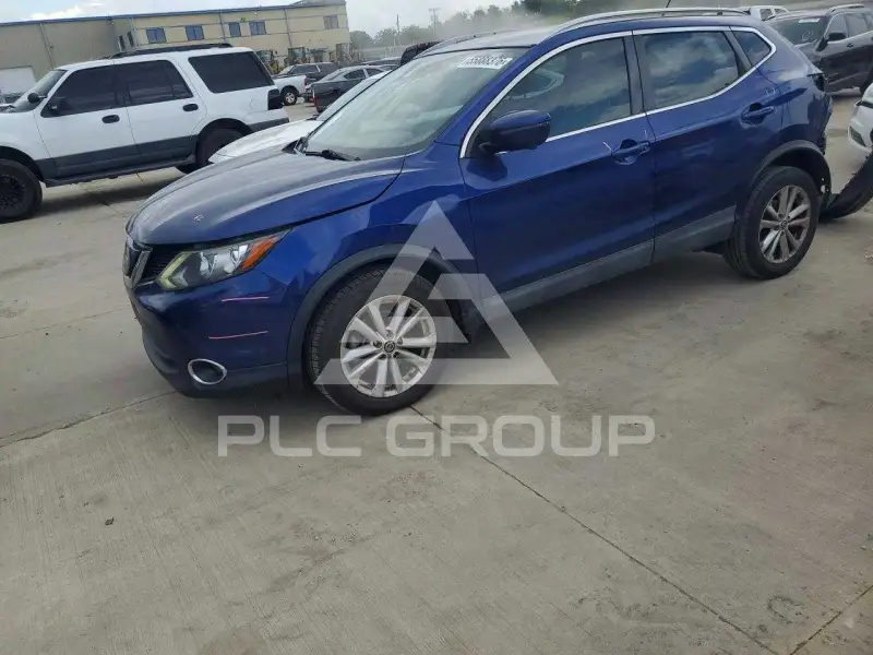2019 Nissan ROGUE photo