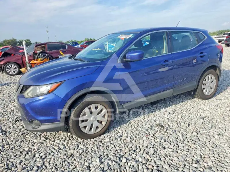 2019 Nissan ROGUE photo