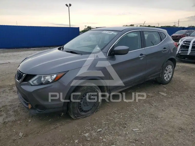 2019 Nissan ROGUE photo