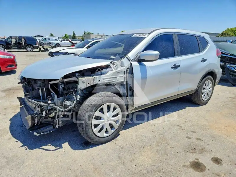 2019 Nissan ROGUE photo