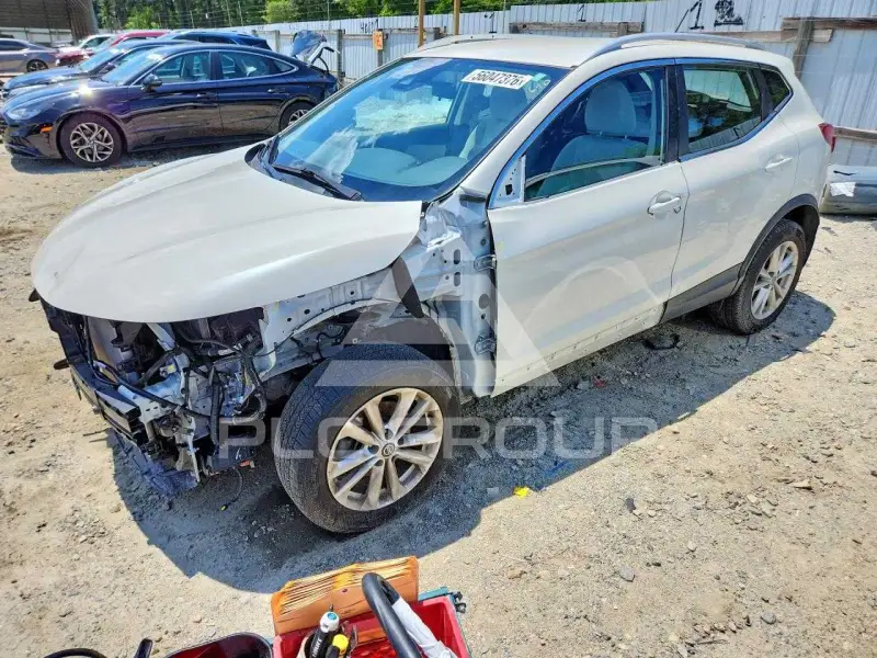 2019 Nissan ROGUE photo