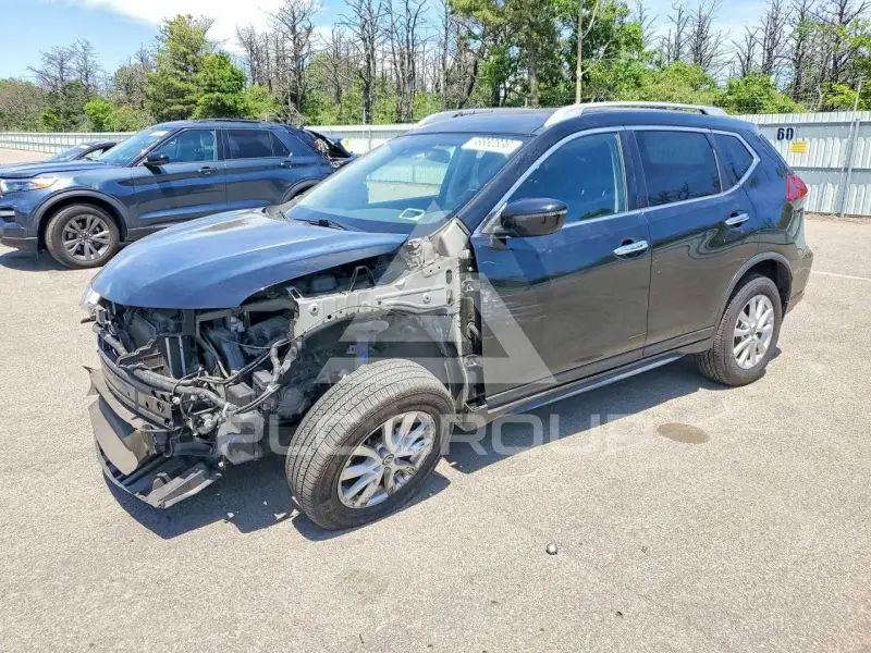 2019 Nissan ROGUE photo