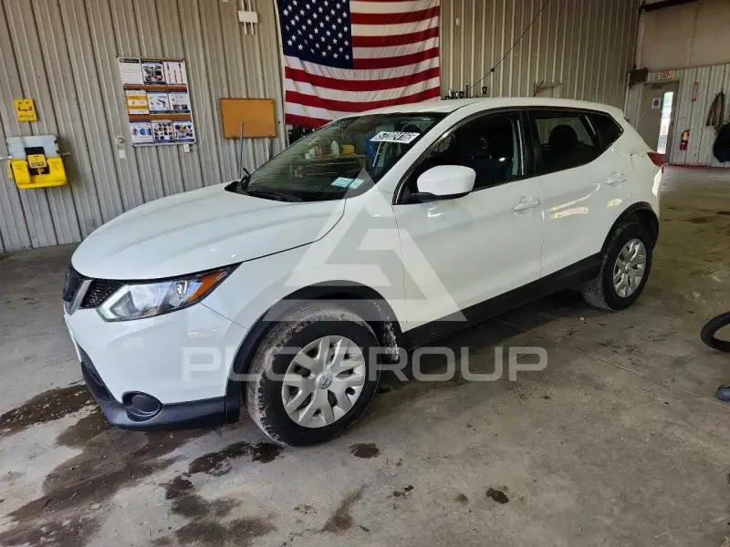 2019 Nissan ROGUE photo