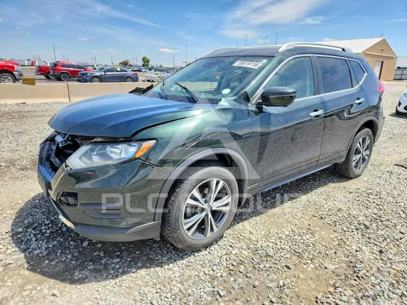 2019 Nissan ROGUE photo