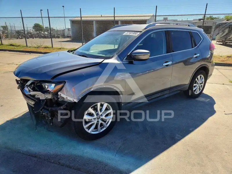 2019 Nissan ROGUE photo