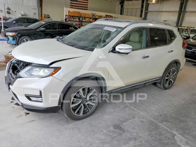 2019 Nissan ROGUE photo