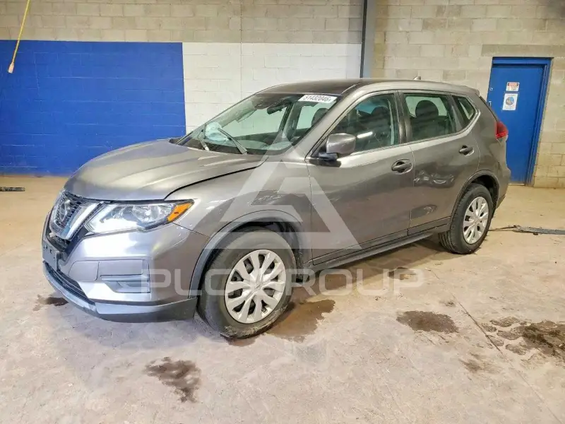 2019 Nissan ROGUE photo