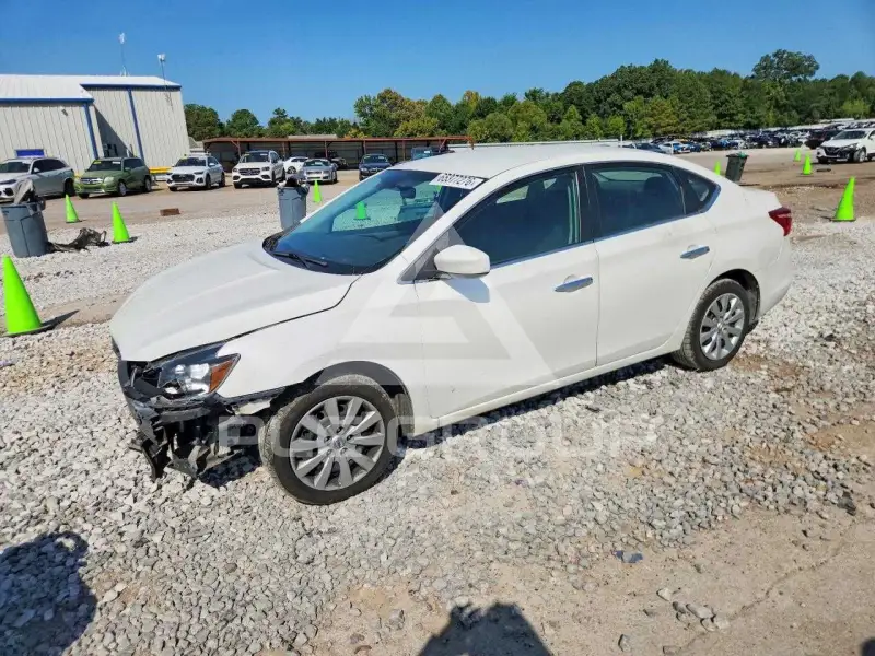 2019 Nissan SENTRA photo