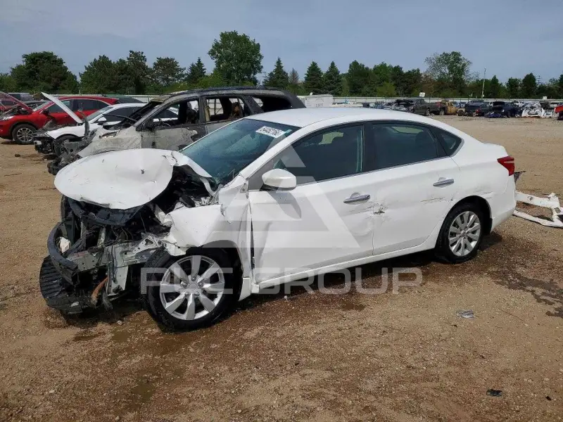 2019 Nissan SENTRA photo