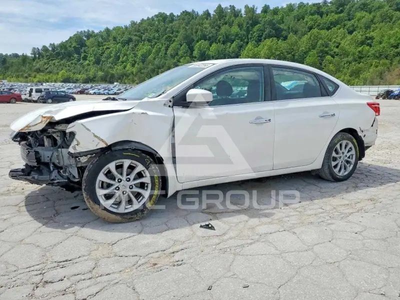 2019 Nissan SENTRA фото