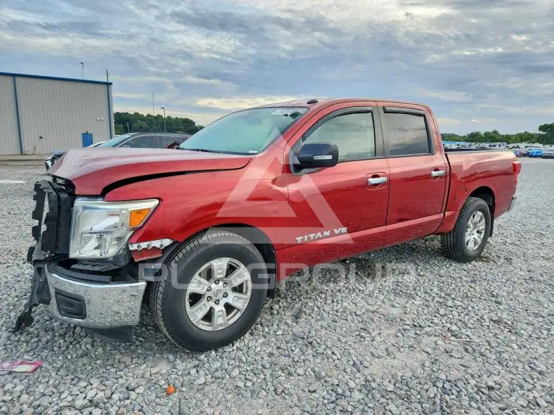 2019 Nissan TITAN фото