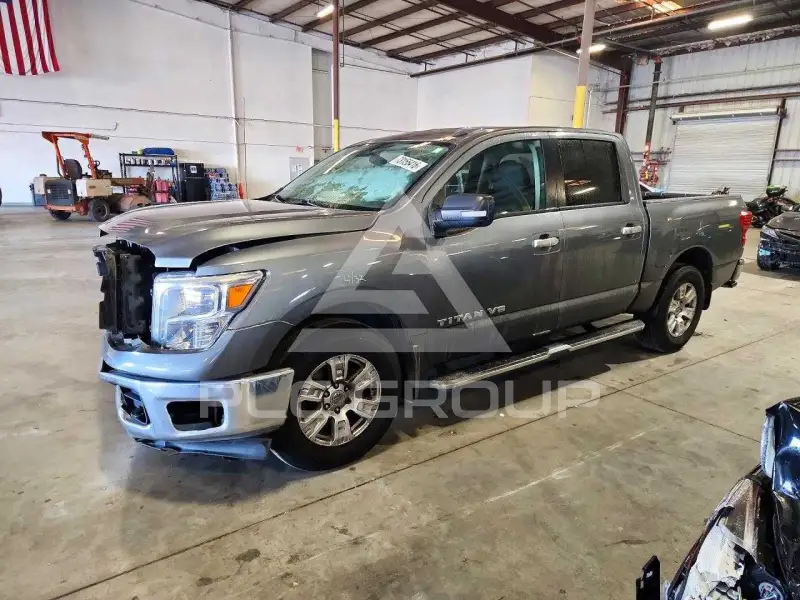 2019 Nissan TITAN фото