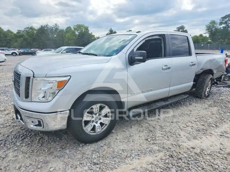 2019 Nissan TITAN фото