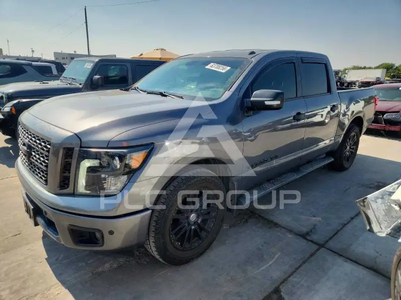 2019 Nissan TITAN фото