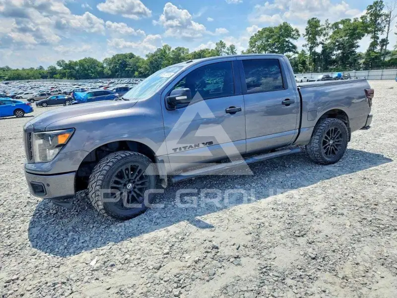 2019 Nissan TITAN photo