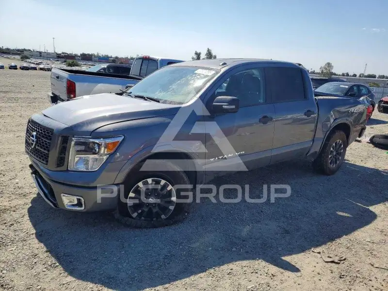 2019 Nissan TITAN фото