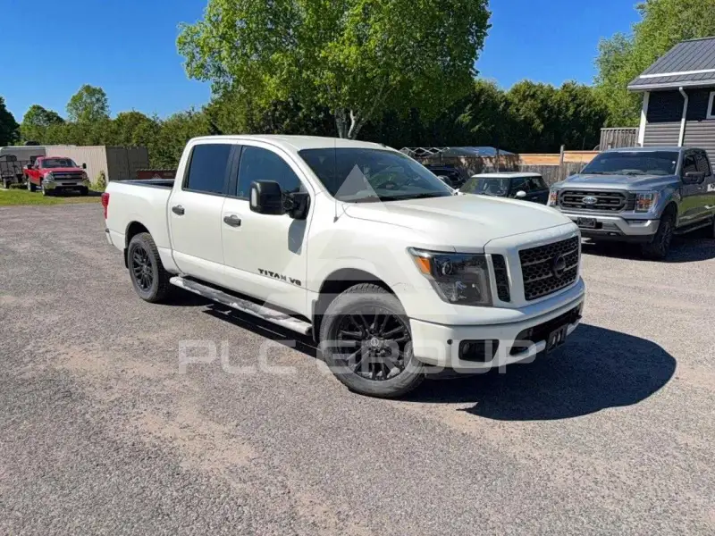 2019 Nissan TITAN фото