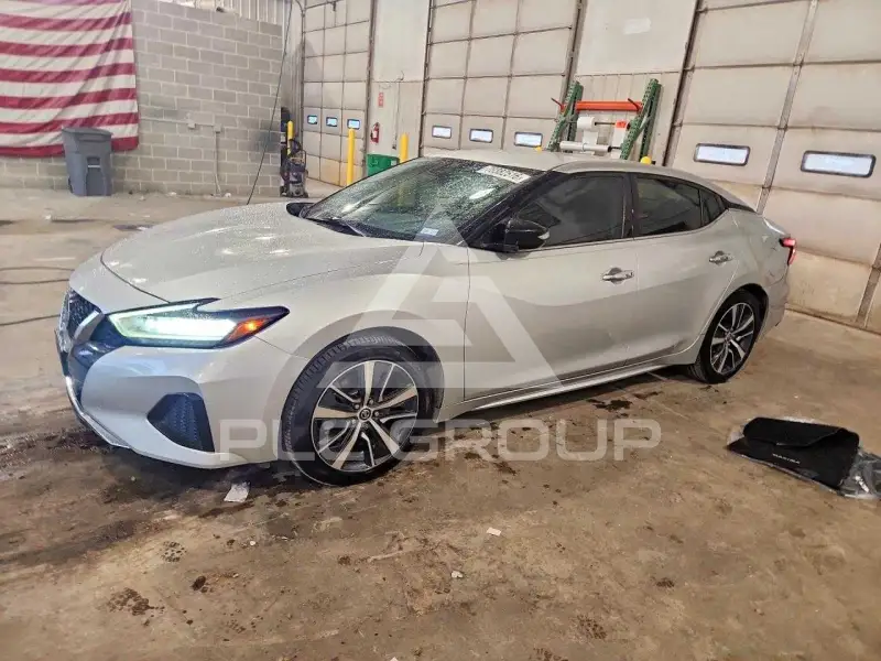 2019 Nissan MAXIMA photo